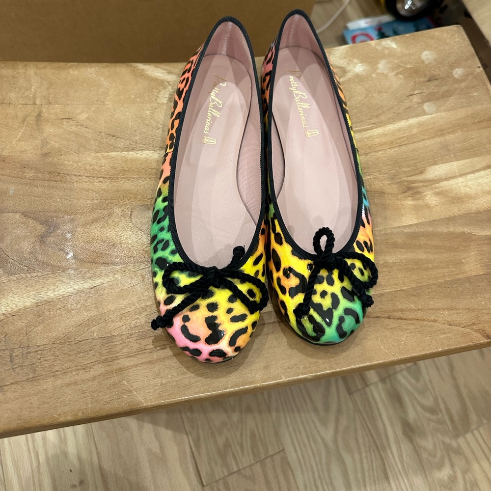 Pre-Loved Pretty Ballerinas Flats